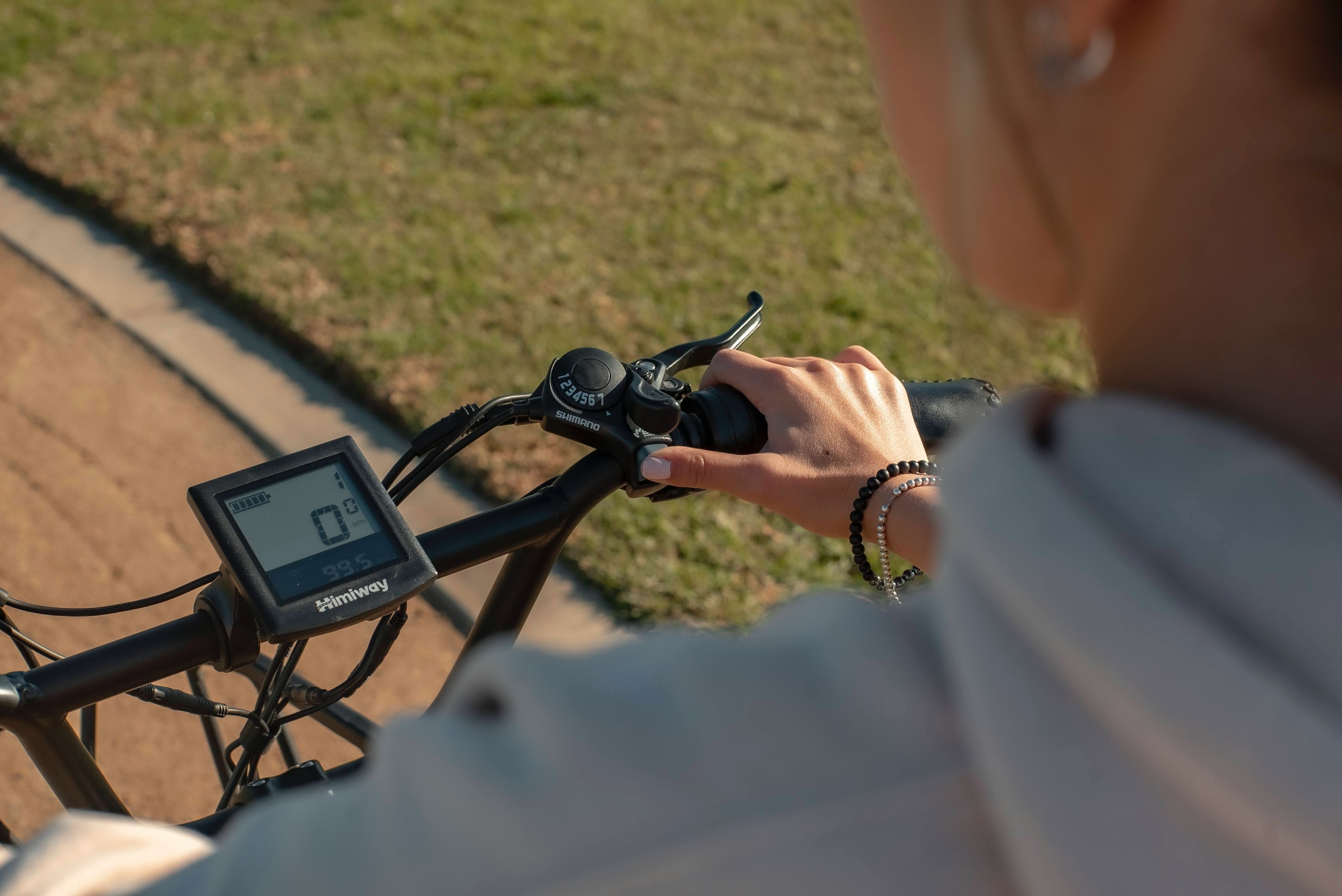 Smartfon i jazda rowerem – jak to razem pogodzić?